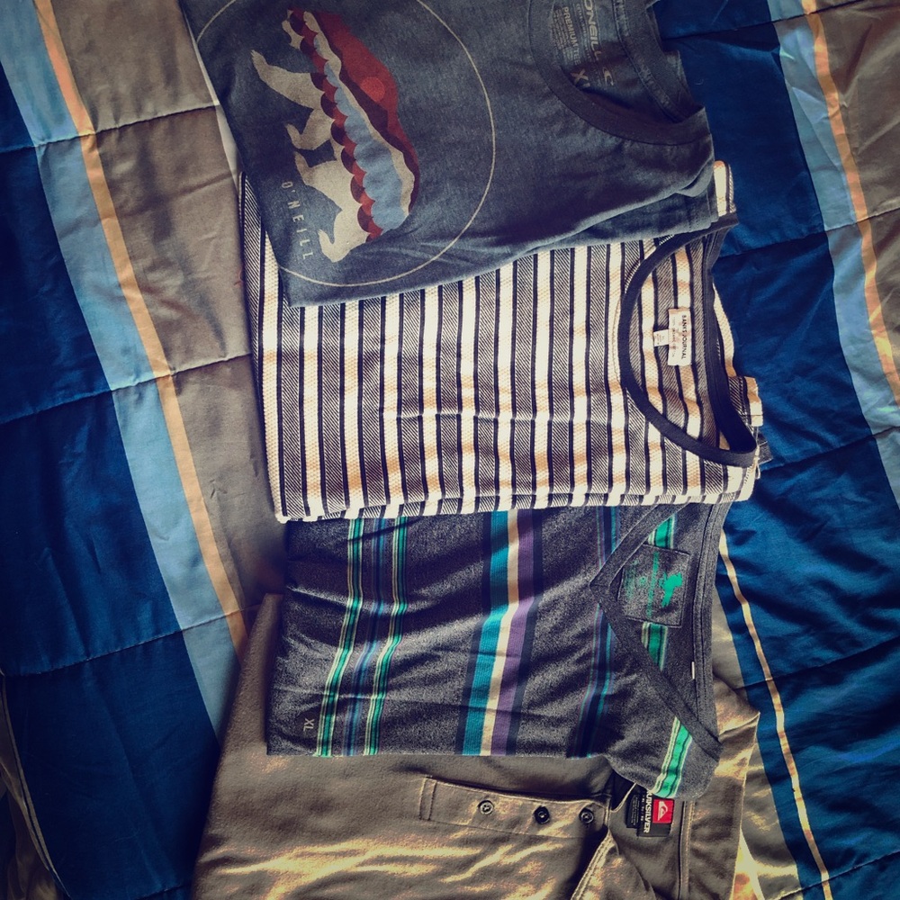 T-shirts(4)
